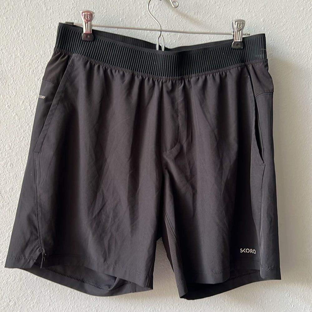 Skora running shorts